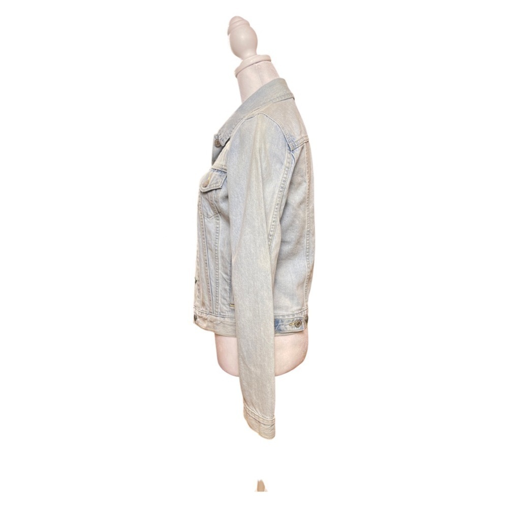 Levi Strauss Light Embroidered Denim Jacket | Size XS - Picture 3 of 9